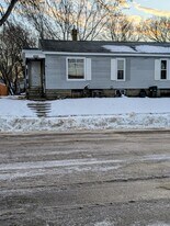 Building Photo - 611 4th St SW