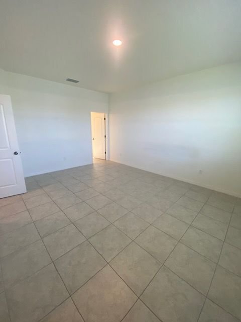 Building Photo - 5818 143rd Ct E