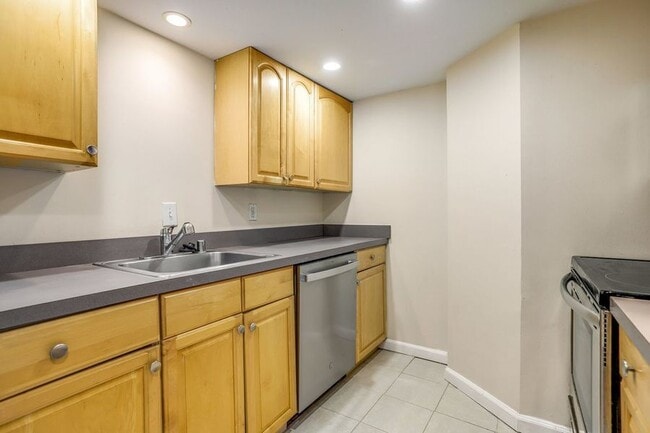 Building Photo - 2440 16th St NW
