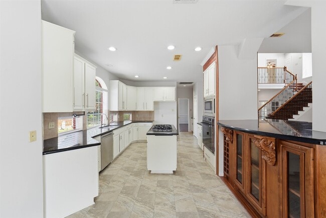 Building Photo - 4003 Bountiful Crest Ln