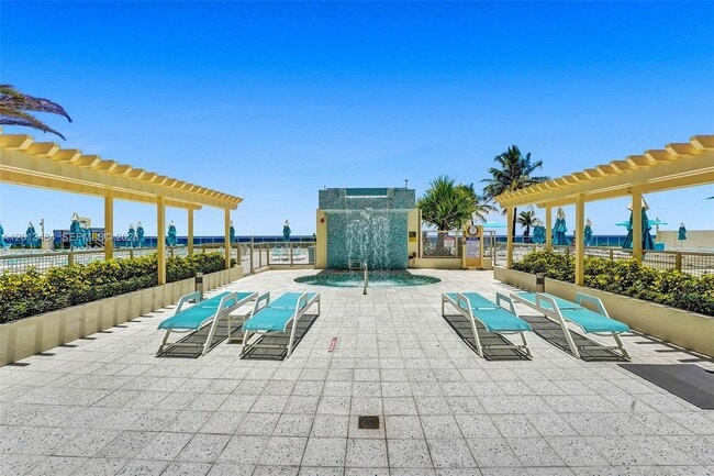 Building Photo - 2501 S Ocean Dr