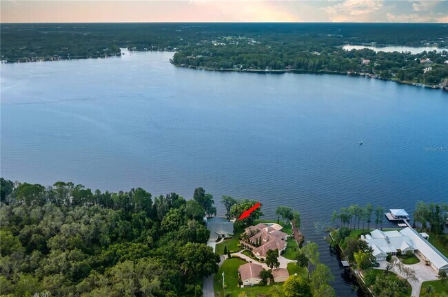 Building Photo - 17527 Canal Shores Dr