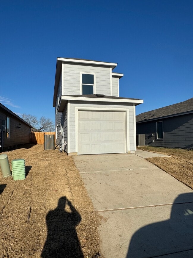 Building Photo - 7306 India Star