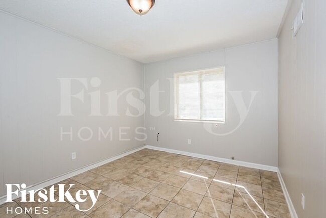 Building Photo - 4915 Foxhall Cove