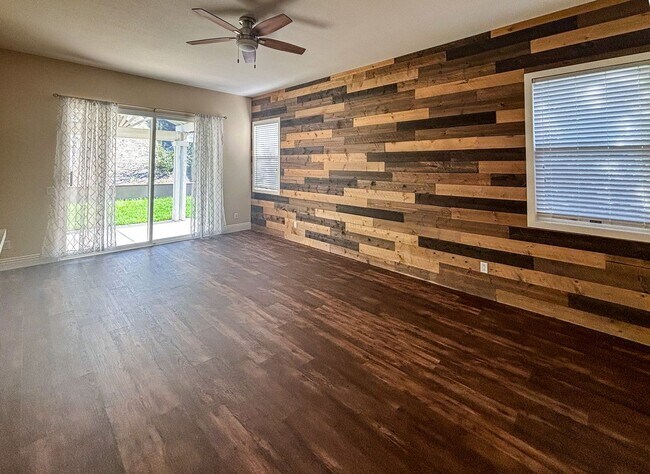 Building Photo - Murrieta - 4 bed / 2.5 bath home