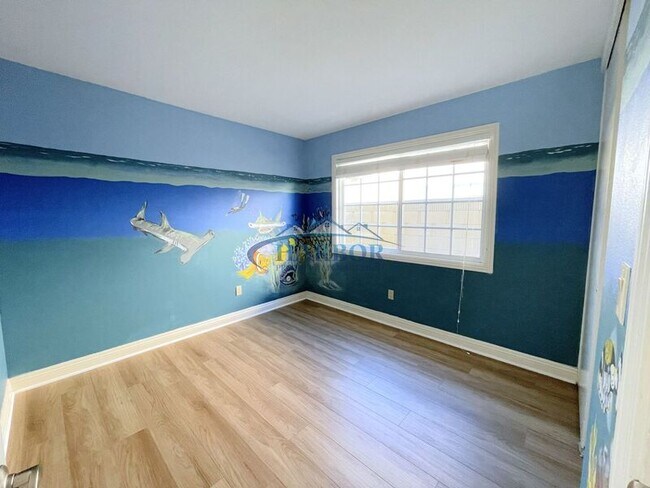 Building Photo - 23708 President Ave