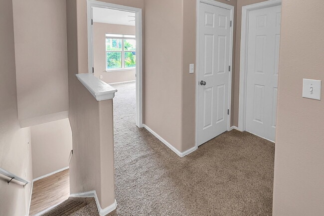 Building Photo - $2,050.00, 3 bed, 2.5 bath, located in Pal...