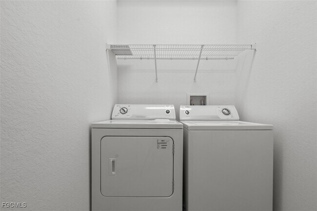 Building Photo - 16217 Via Solera Cir