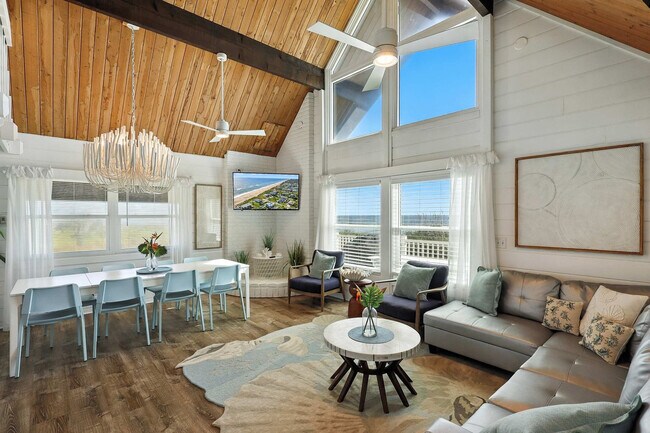 Building Photo - 62 Ocean St