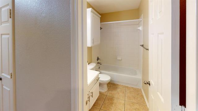 Building Photo - 2650 Nova Park Ct