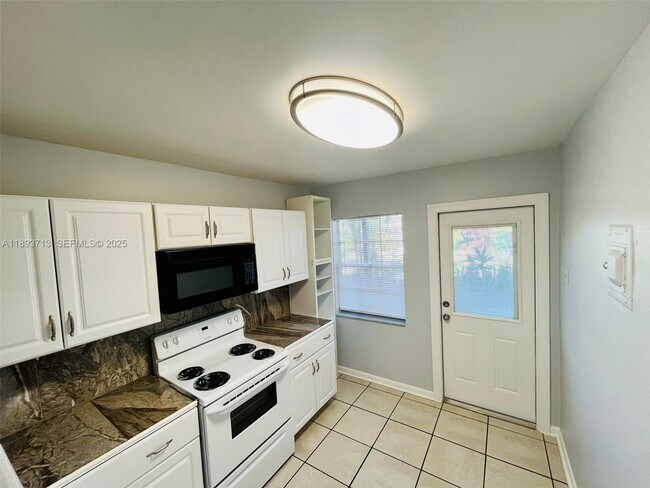 Building Photo - 1050 Atlantic Shores Blvd