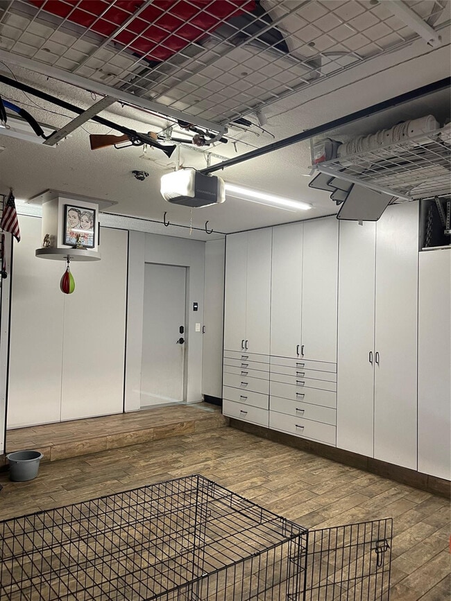 Building Photo - 7485 Royal Palm Blvd