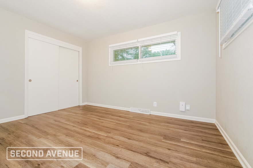 Building Photo - 401 Lacy Ln