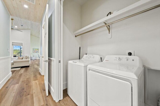 Building Photo - 23011 Perdido Beach Blvd