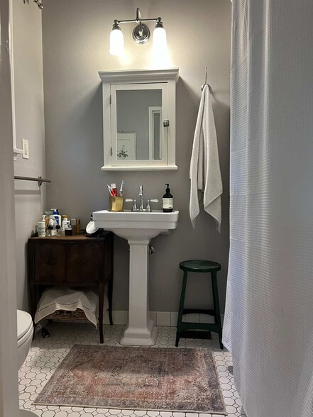 Building Photo - 2154 Echo Park Ave