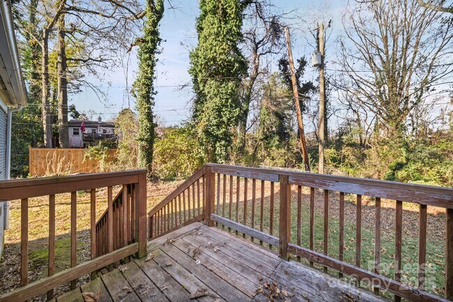 Building Photo - 2621 Druid Hls Wy