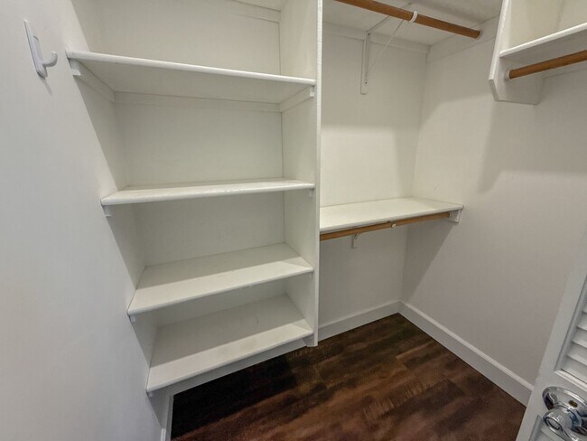 Building Photo - Midland Houses