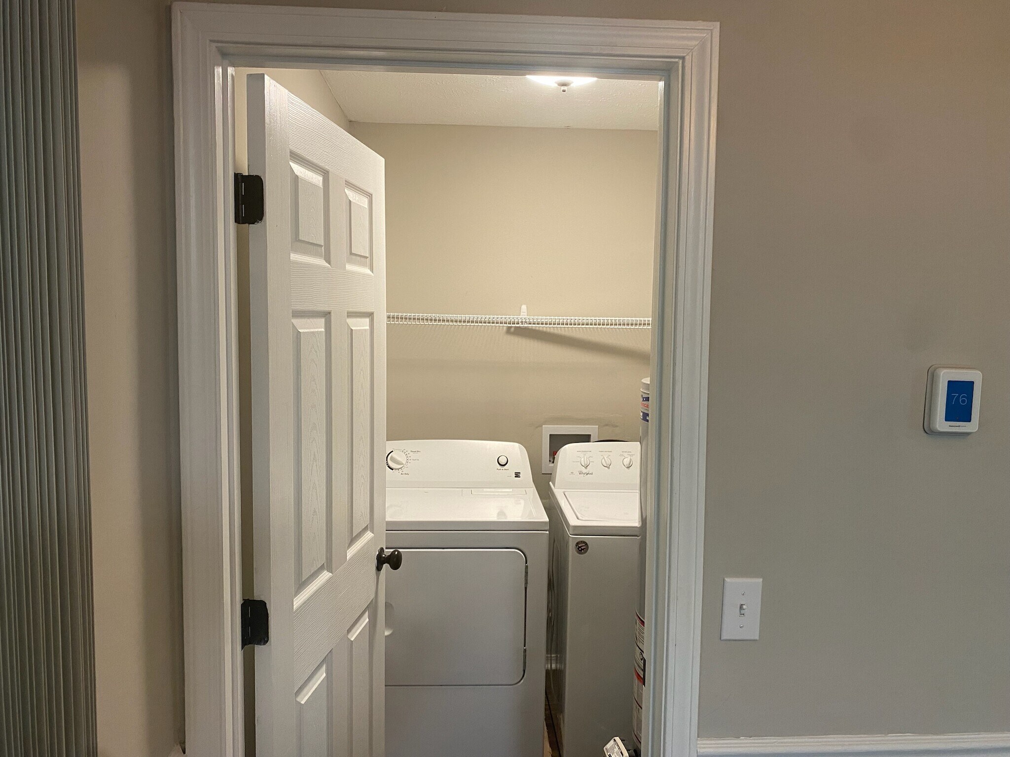 Laundry Room - 36 W Paris St