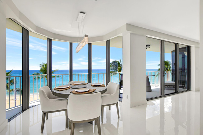 Building Photo - 2917 S Ocean Blvd