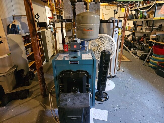 Building Photo - 13 Mitchell Rd