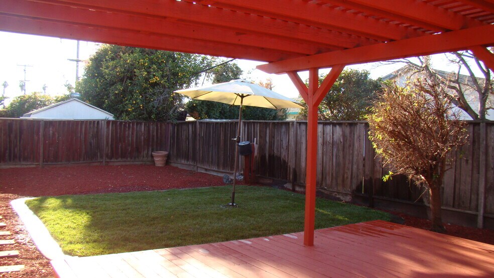 Building Photo - 5119 Silver Reef Dr