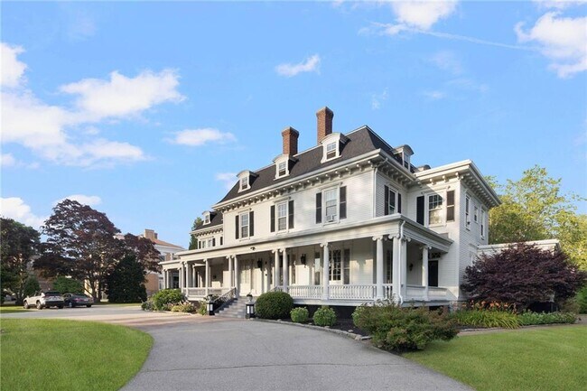 Building Photo - 412 Bellevue Ave