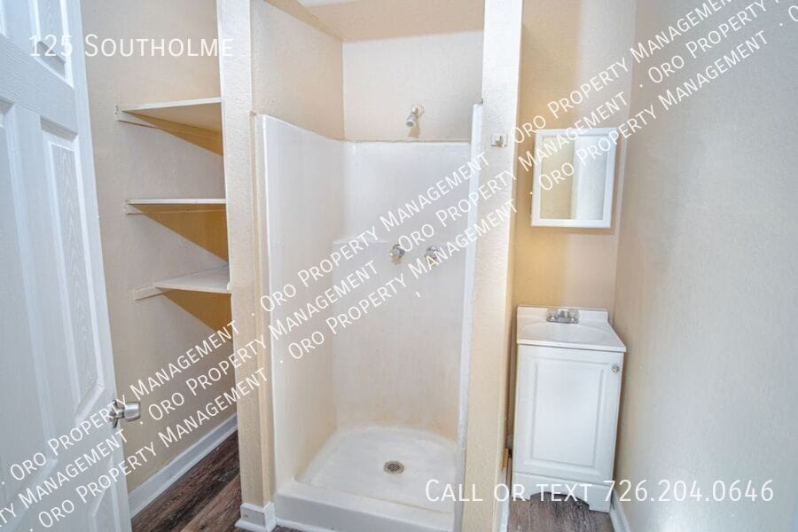 Building Photo - 125 Southolme-