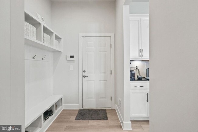Building Photo - 15648 Dark Star Ln