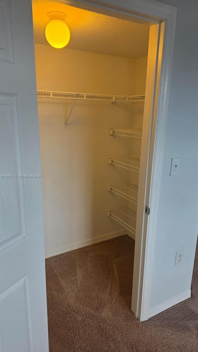 Building Photo - 15065 Michelangelo Blvd