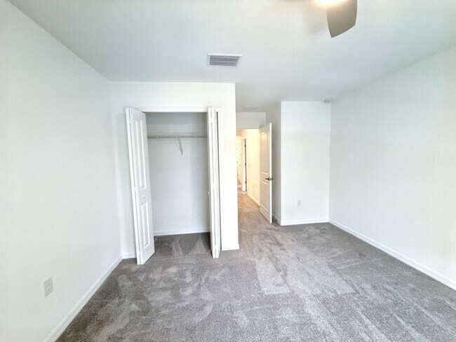 Building Photo - 11305 Shady Blossom Dr