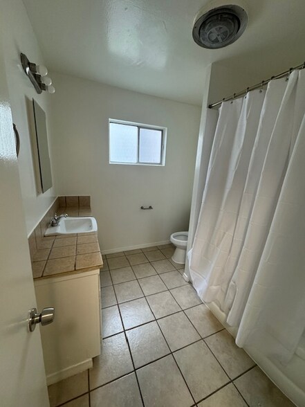 Building Photo - 4100 Arch Dr