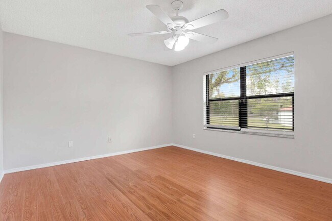 Building Photo - Comfort, Space & Convenience on a Peaceful Corner Lot in the Shores