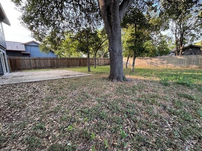 Building Photo - 1209 S Trace Dr