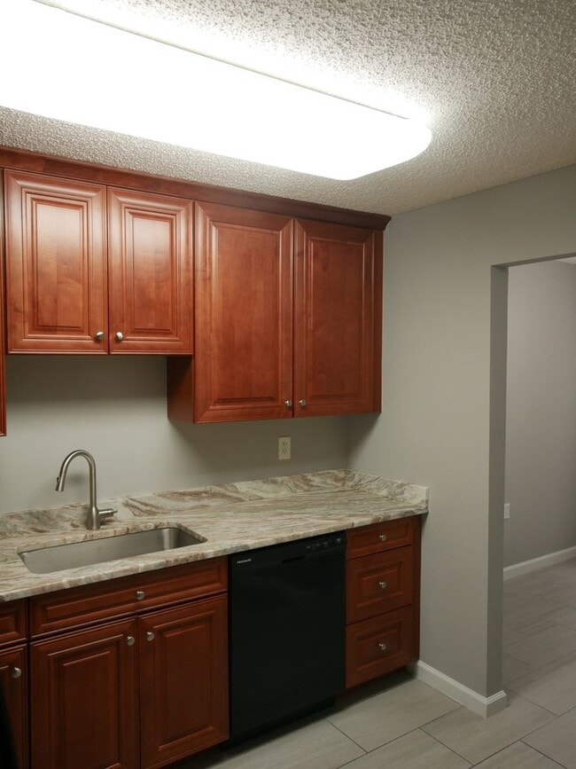 Building Photo - 60 Acres Reserve Condominium - 2 BR 1 BA W...