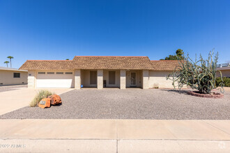 Building Photo - 10638 W Sequoia Dr