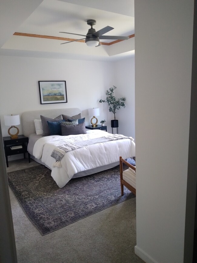 Building Photo - 2701 Pond Dr