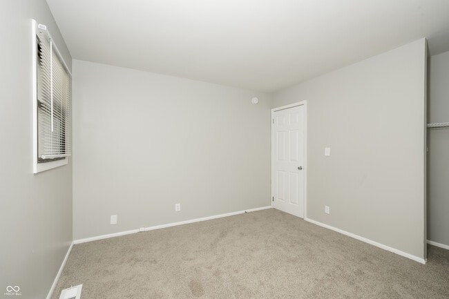 Building Photo - 3730 Erin Dr