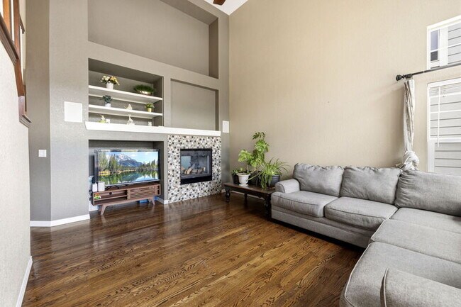 Building Photo - 14141 Fairwind Ln