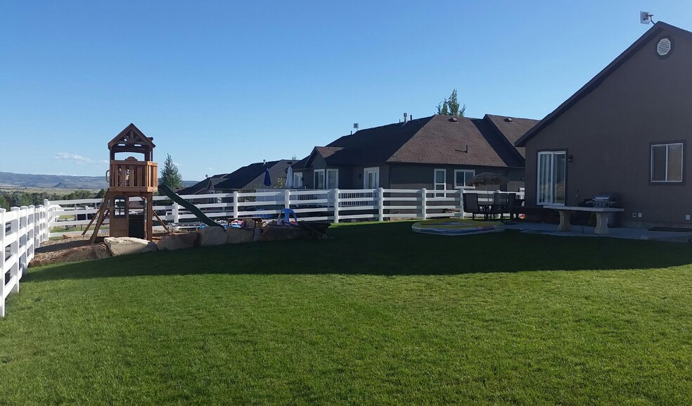 Building Photo - 5294 Bridle Cir