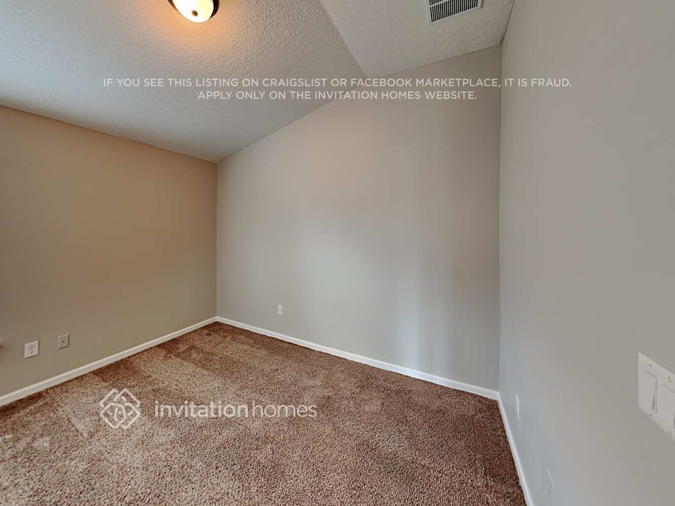 Building Photo - 132 Toscana Ln