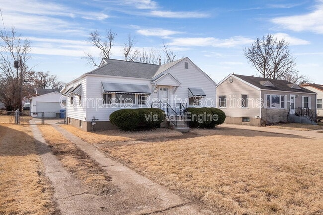Building Photo - 8118 Blanchard Dr