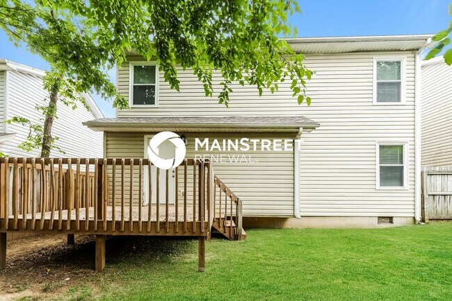 Building Photo - 3 Bedroom Pet-Friendly Home in LOUISVILLE,...
