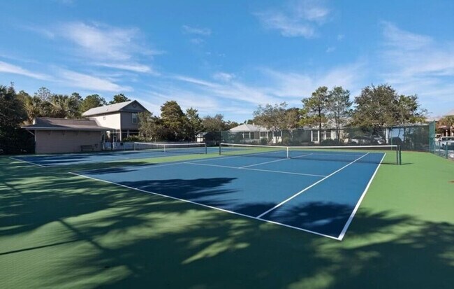 Building Photo - 285 Cassine Garden Cir