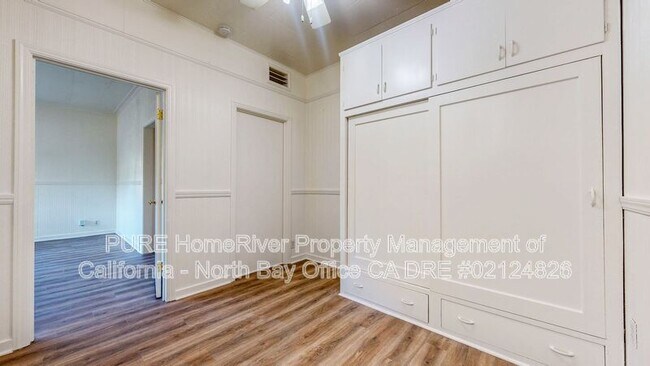 Building Photo - 1430 Sonoma Ave