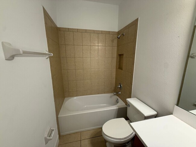 Building Photo - Beautiful Single Family Home in Clermont
