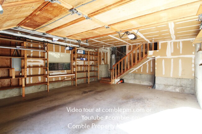 Building Photo - 5275 Highland Dr