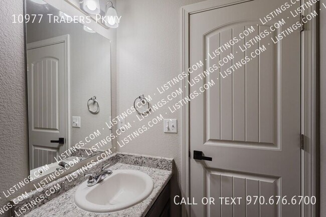 Building Photo - 10977 Traders Pkwy