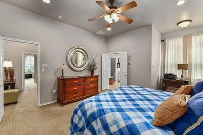 Building Photo - 2 Bed 2.5 Bath in Lewisville