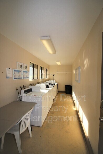 Building Photo - 2810 N Arcadia Ct