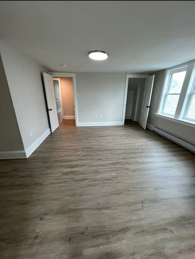 Building Photo - A Rare 5 Bedroom Renovated House Available...